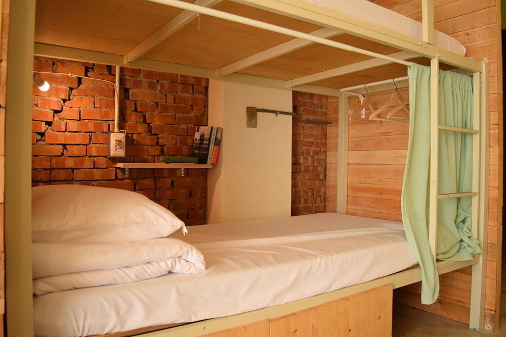 62巷背包客棧 Lane62 Hostel Longjing Exteriör bild