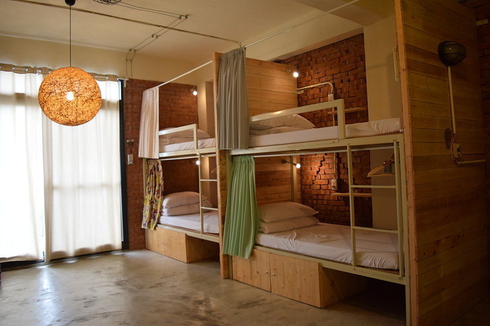 62巷背包客棧 Lane62 Hostel Longjing Exteriör bild