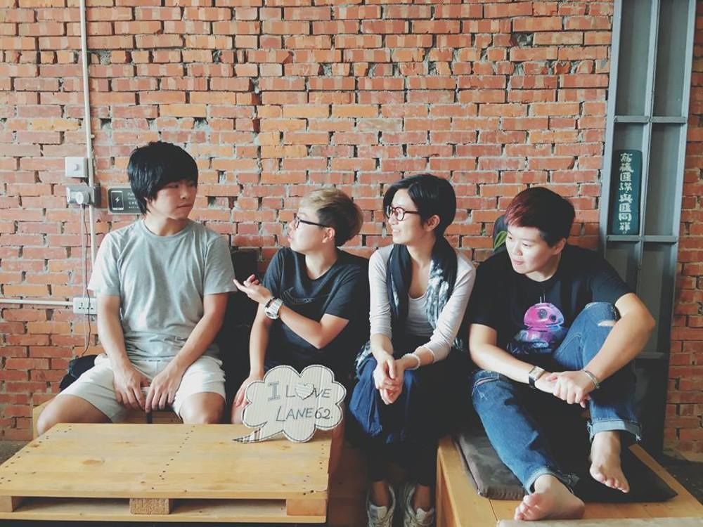 62巷背包客棧 Lane62 Hostel Longjing Exteriör bild