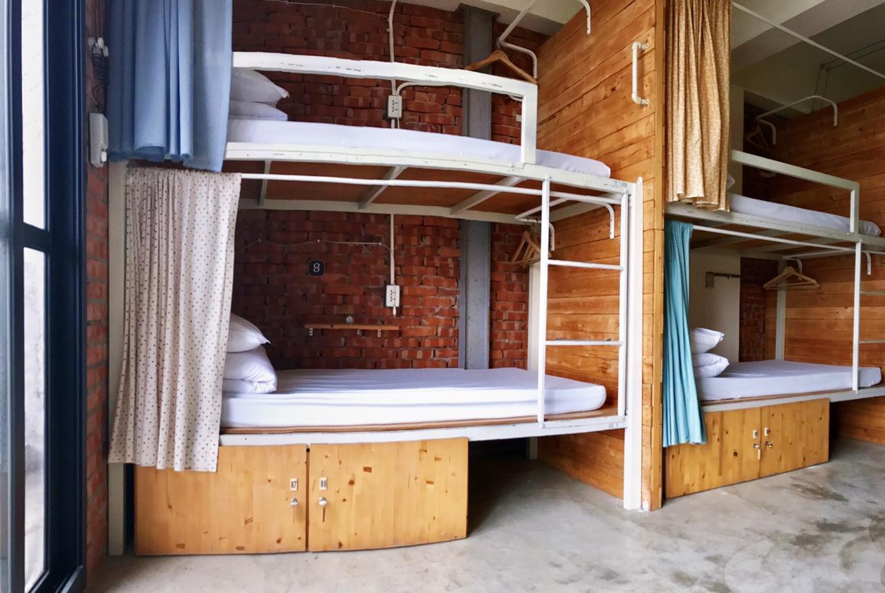 62巷背包客棧 Lane62 Hostel Longjing Rum bild