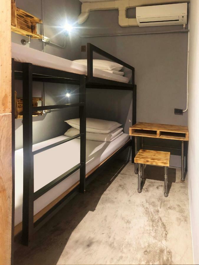 62巷背包客棧 Lane62 Hostel Longjing Exteriör bild